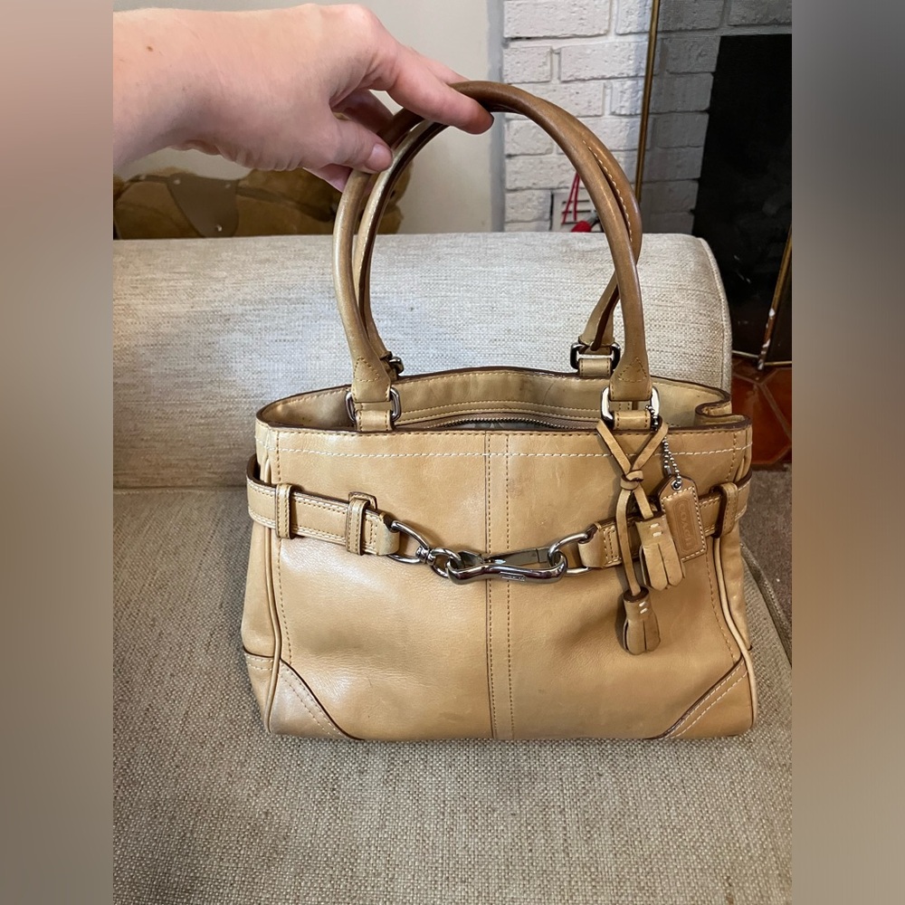 Coach Tan Leather Handbag - Picture 2 of 8